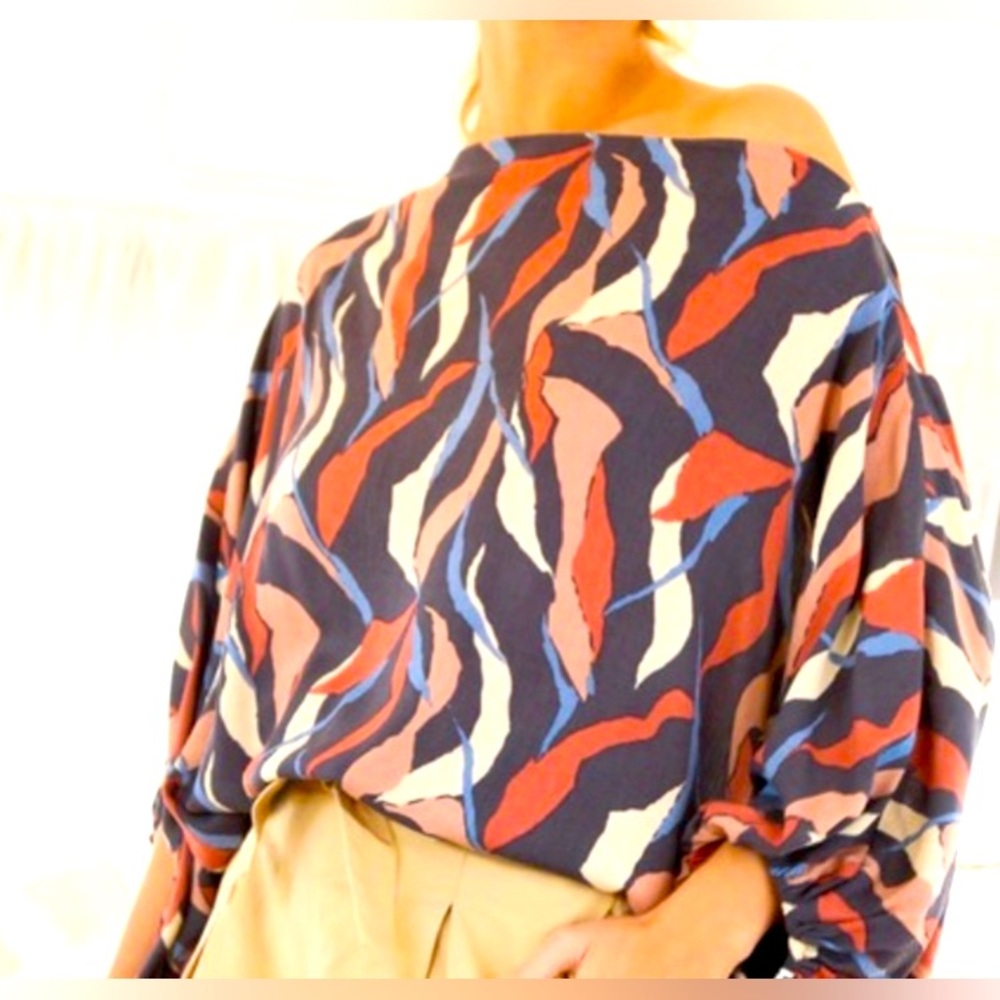 Vine & Love medium boat neck 3/4 dolman sleeves top